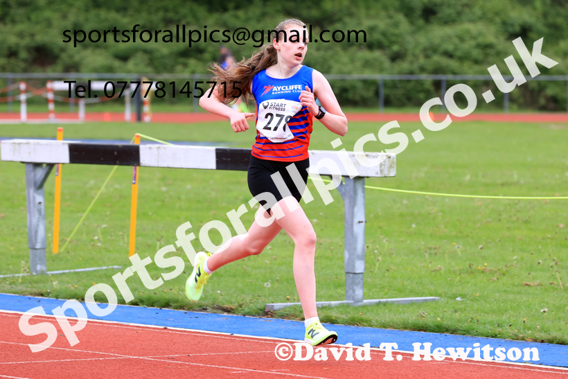 3000 metres, 2026 North Eastern Track and Field Champs, Shildon, County Durham. Photo: David T. Hewitson/Sports for All Pics